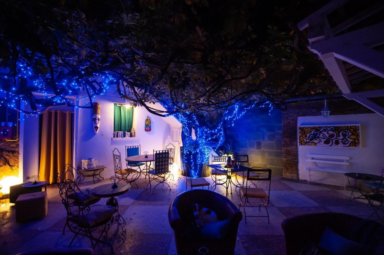 Hotel L'Atmosphere Sanary-sur-Mer Dış mekan fotoğraf
